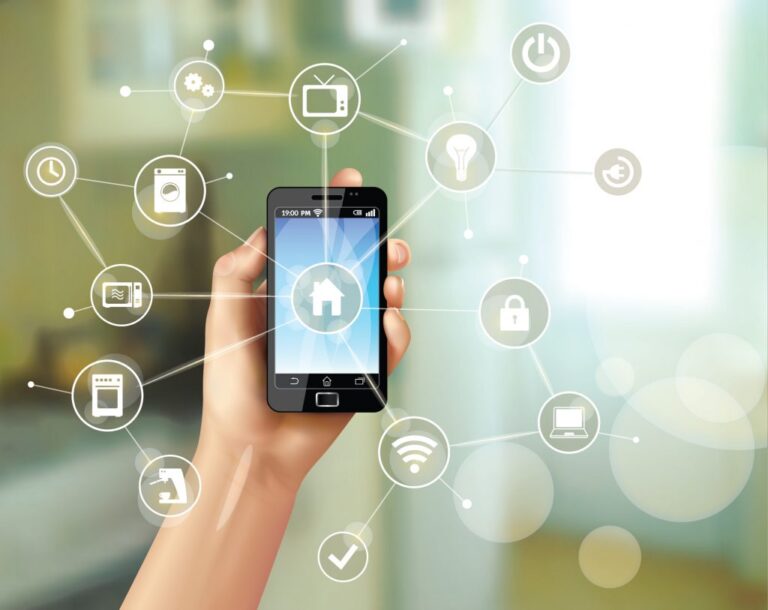 Kuka katselee älykodin tietoja?