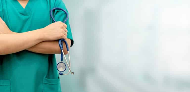 Hallitusohjelman sote-kirjauksissa varovaisesti hyvää ja varsin huonoa 