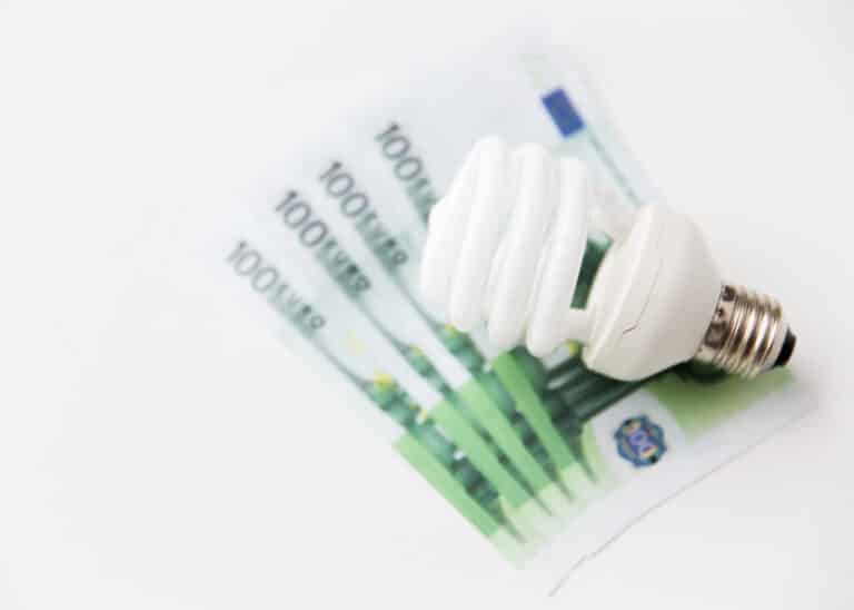 Kuluttajaliitto vetoaa sähköyhtiöihin: maksuvaikeuksiin joutuneille lisää maksuaikaa