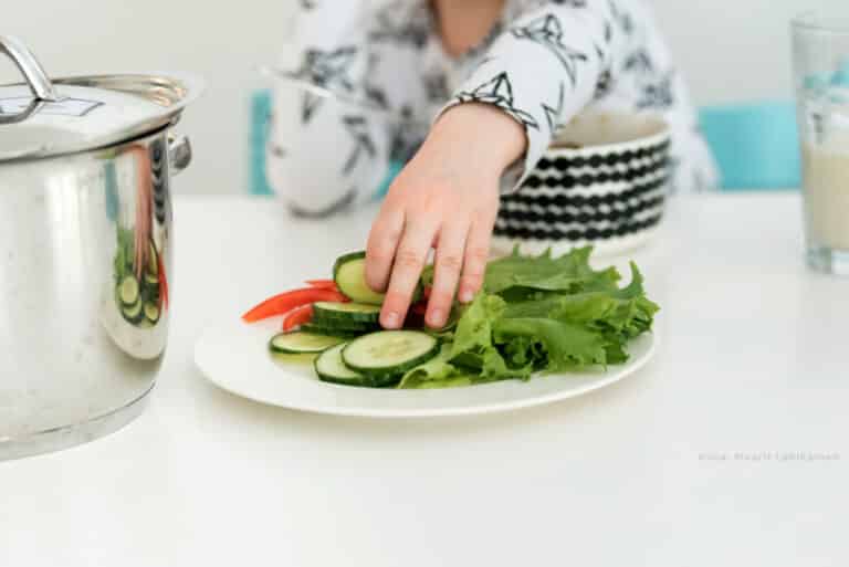 Rippeet lautasella kertovat siitä, että yritetty on