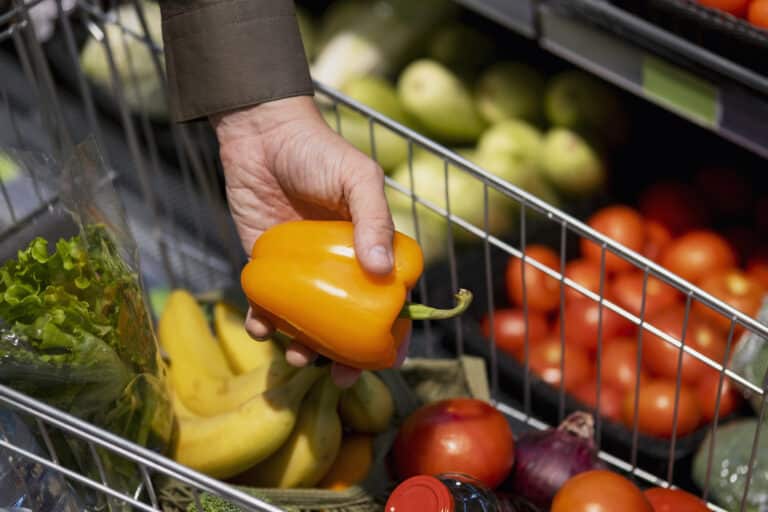 Hävikkiviikon vieraskynä: Lidl minimoi hävikkiä ja muuttaa kuluttajien ruokailutottumuksia